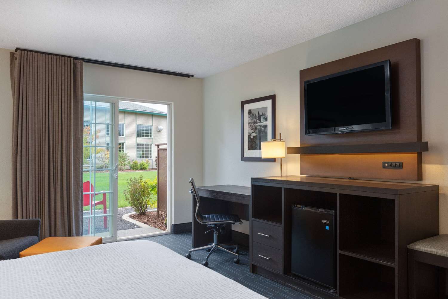 Ramada by Wyndham Spokane Airport 9/34