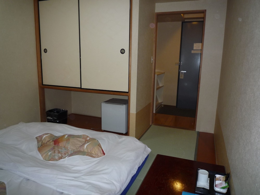 Annex Katsutaro Ryokan 7/29