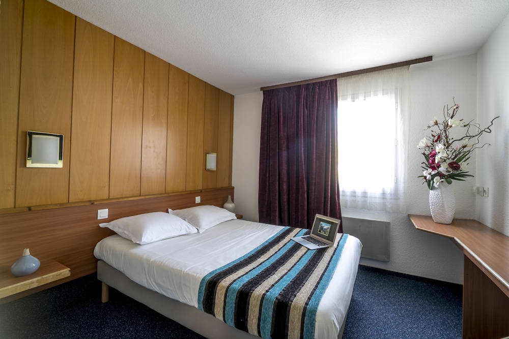 Ostal Pau Universite, Sure Hotel Collection by Best Western 20/44
