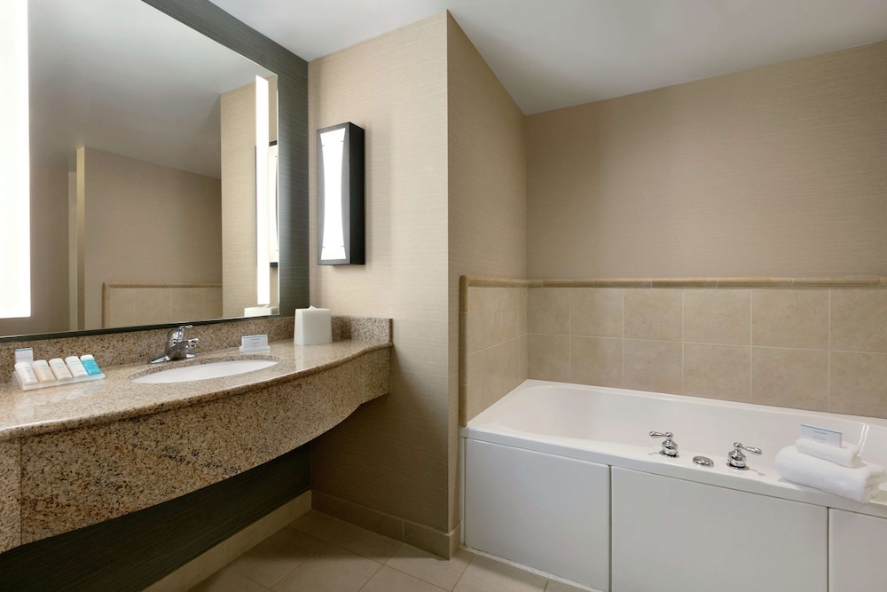 Hilton Garden Inn Harrisburg East 5/32
