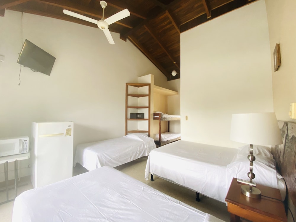 Hotel Mar Rey 26/77
