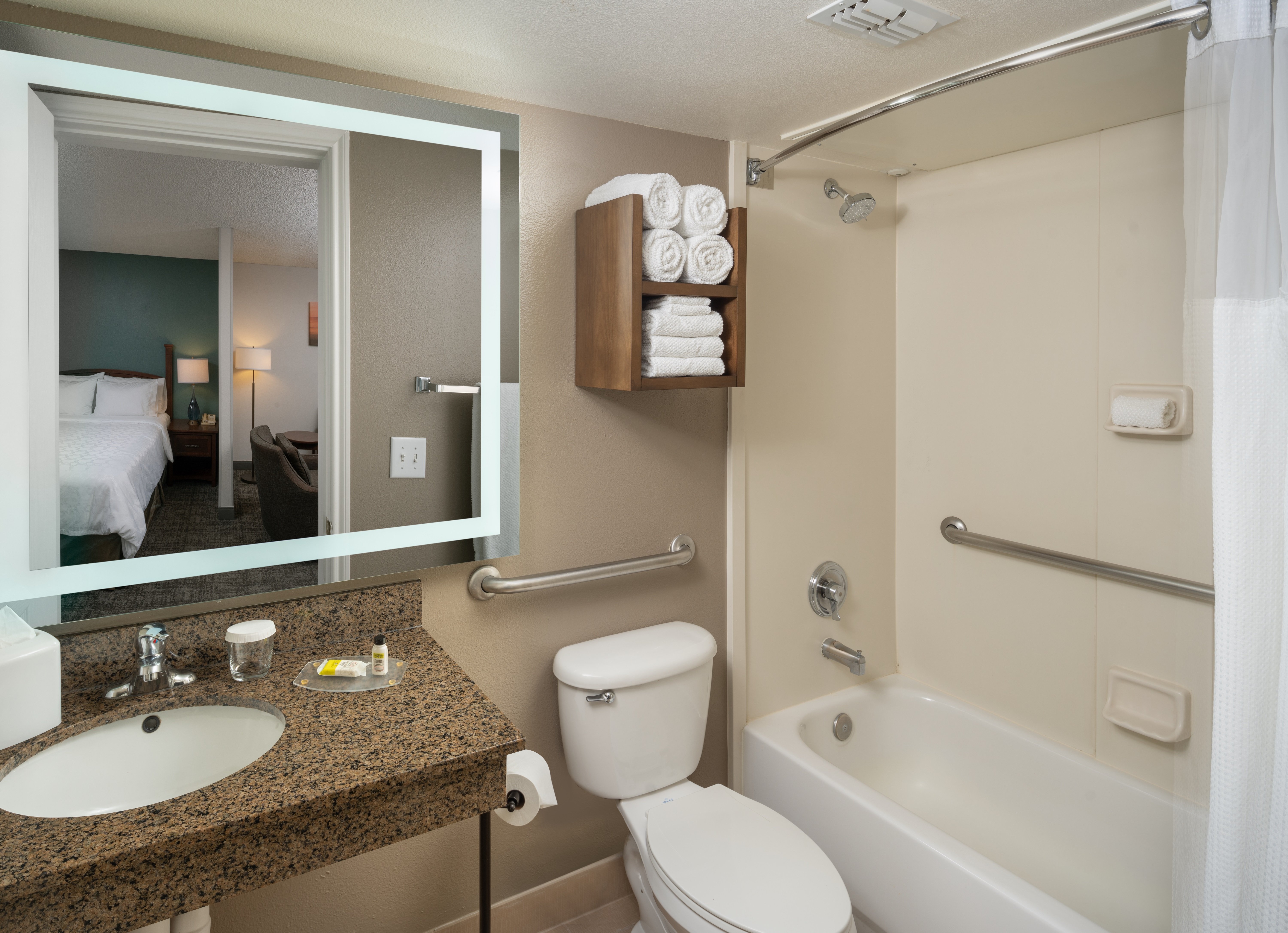 Studio, Suite, 2 Queen Beds, Accessible