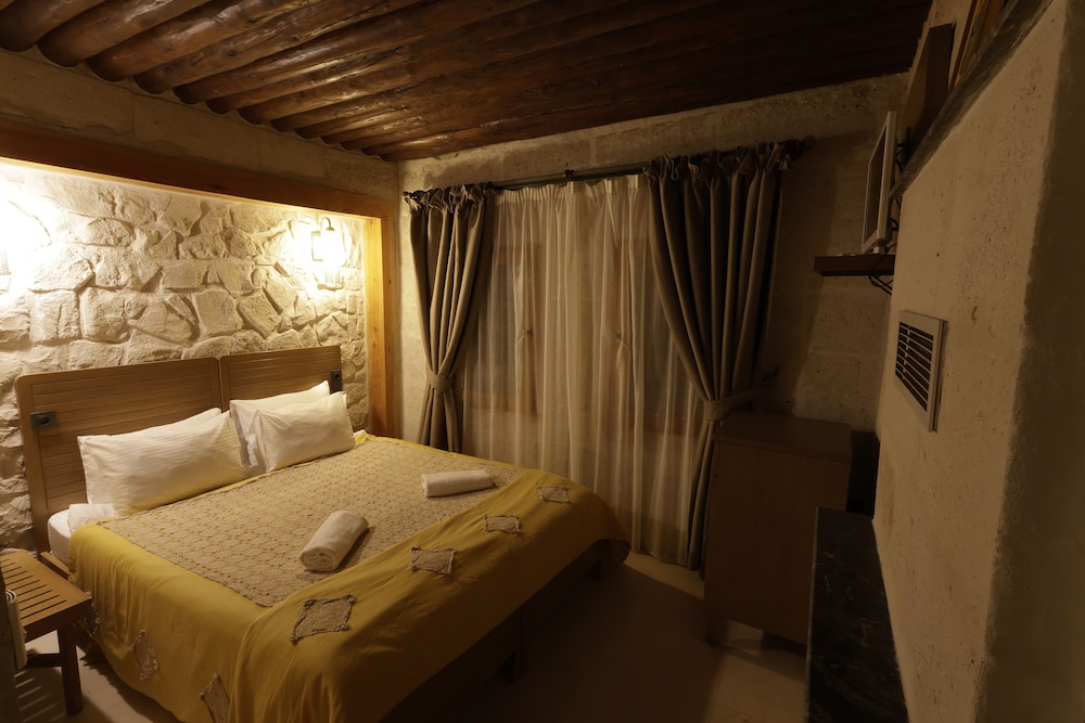Anatelein Boutique Cave Hotel Special Class 15/65