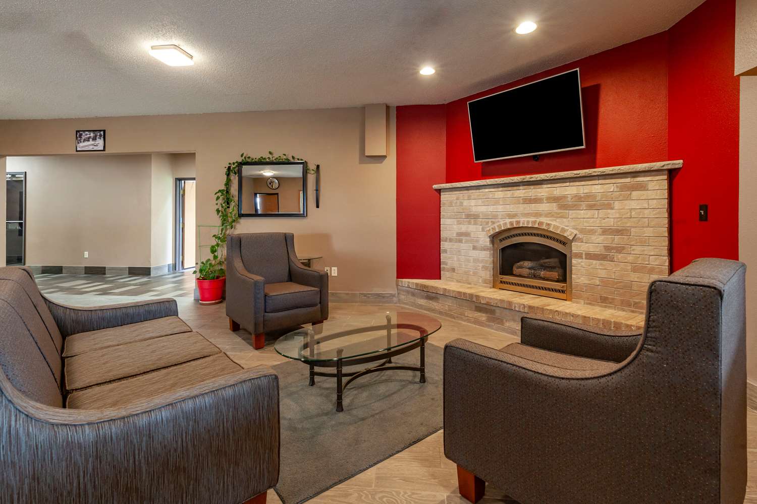 Quality Inn Redgranite 11/22