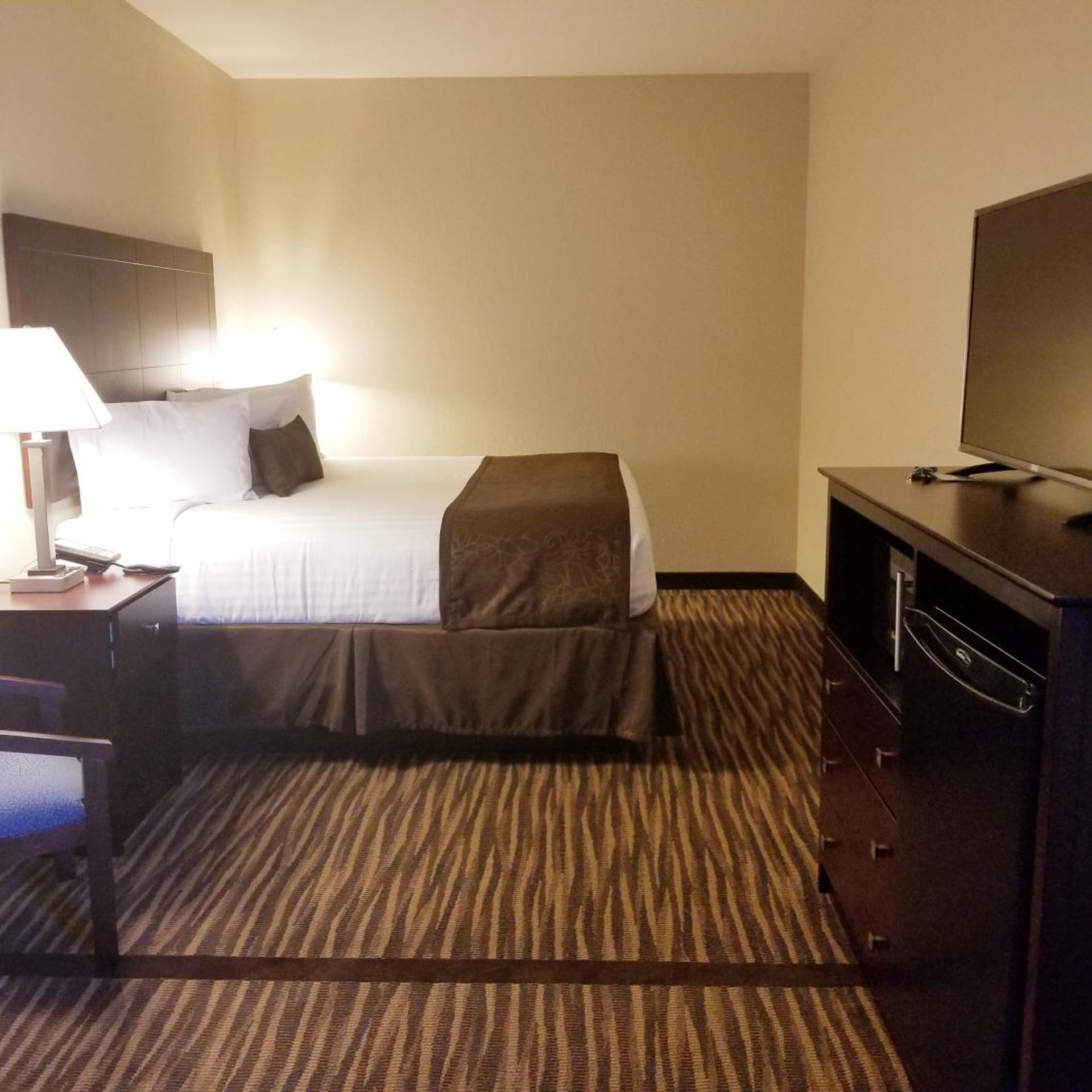 Room, King Bed, Hot Tub