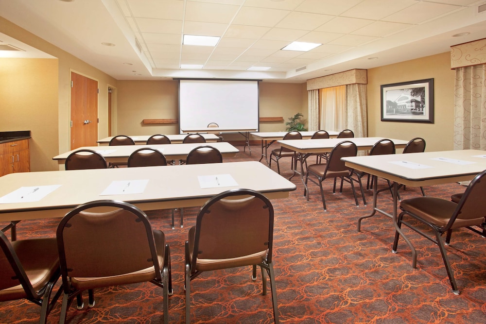 Hampton Inn Suites Fort Worth West I 30 38/43