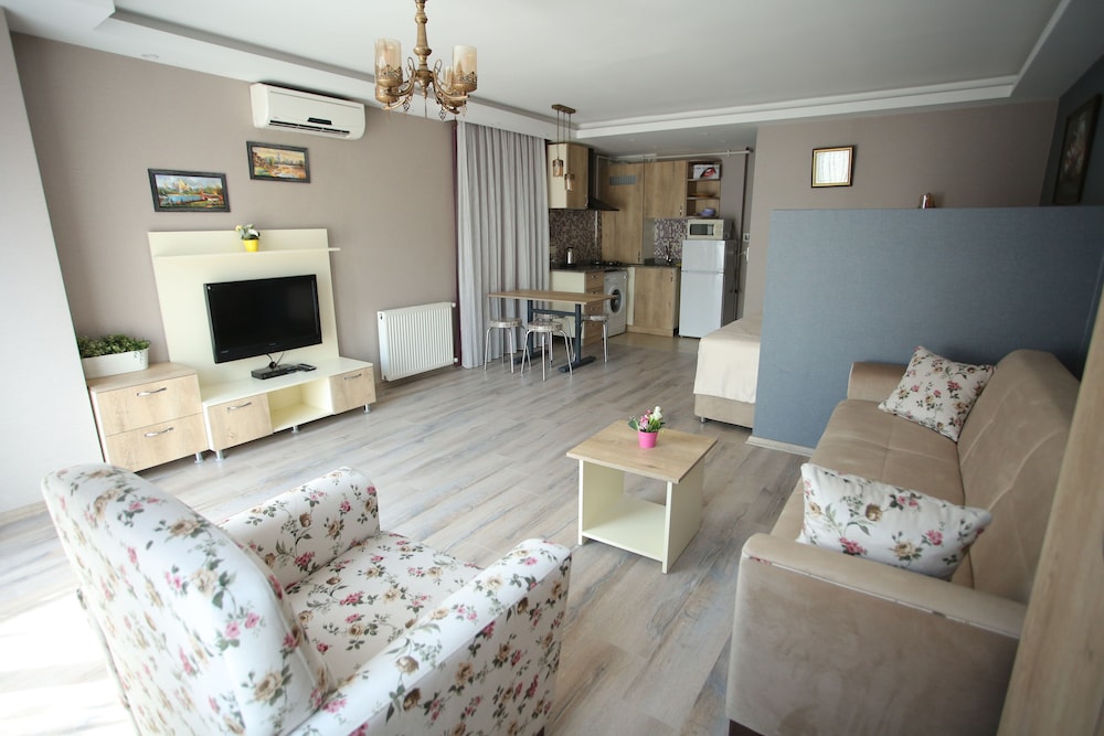 La Casa Suites 14/34