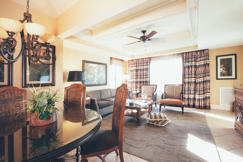 Holiday Inn Club Vacations at Orange Lake Resort 52/83