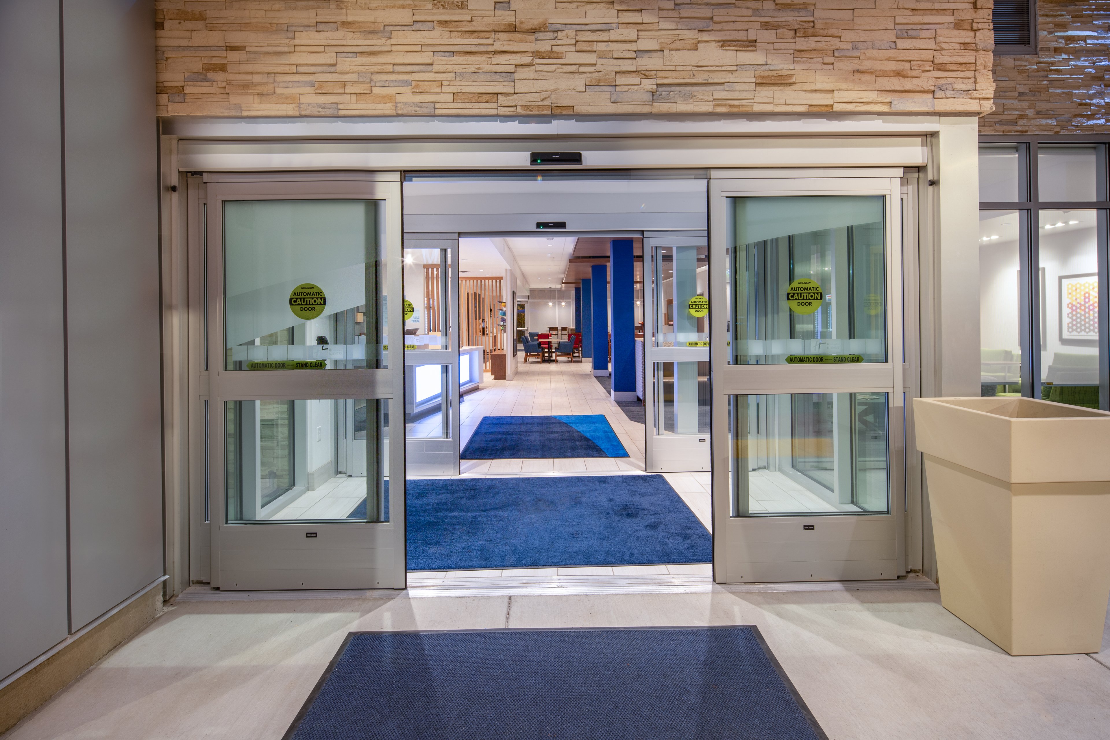 Holiday Inn Express and Suites Chico an IHG Hotel 13/66