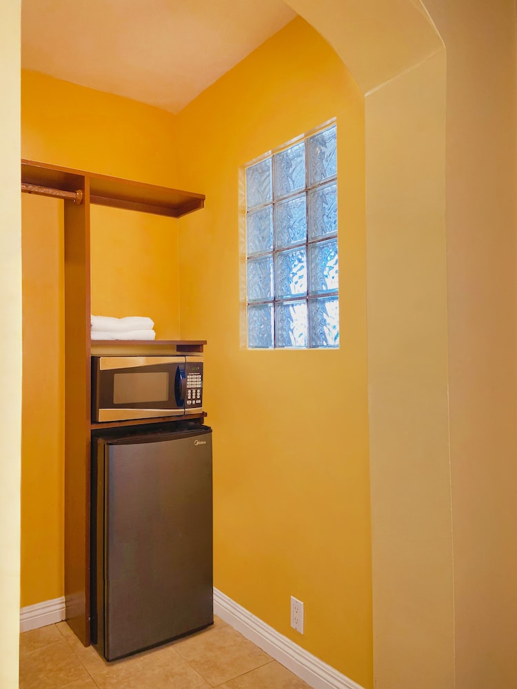 El Patio Inn Studio City 13/59
