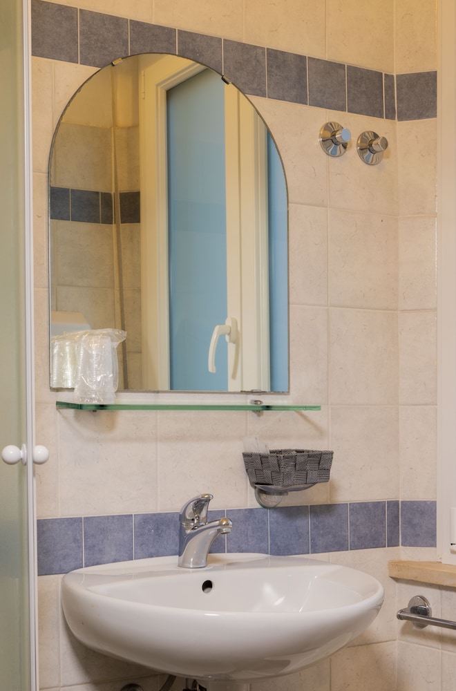 Hotel Arlecchino Riccione 44/46