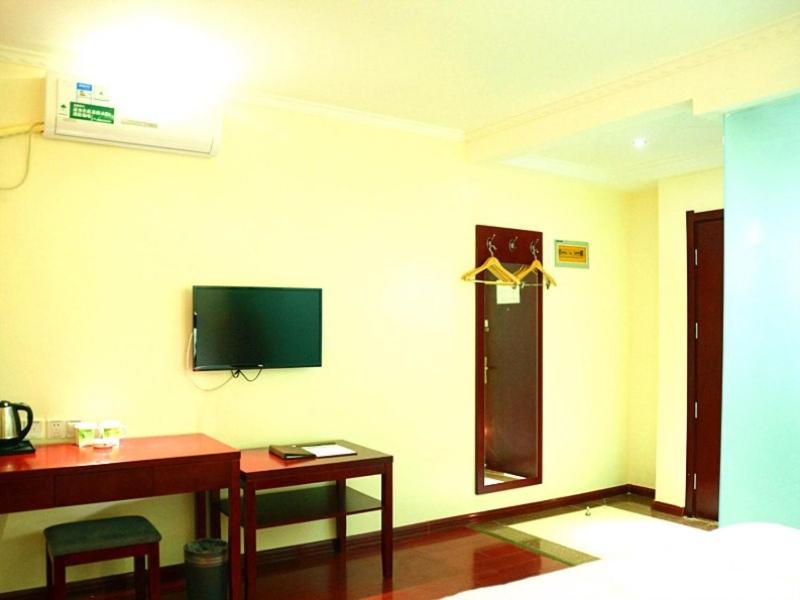 GreenTree Inn Heze Development Zone Guangzhou Road Yuehua Express Hotel 48/58