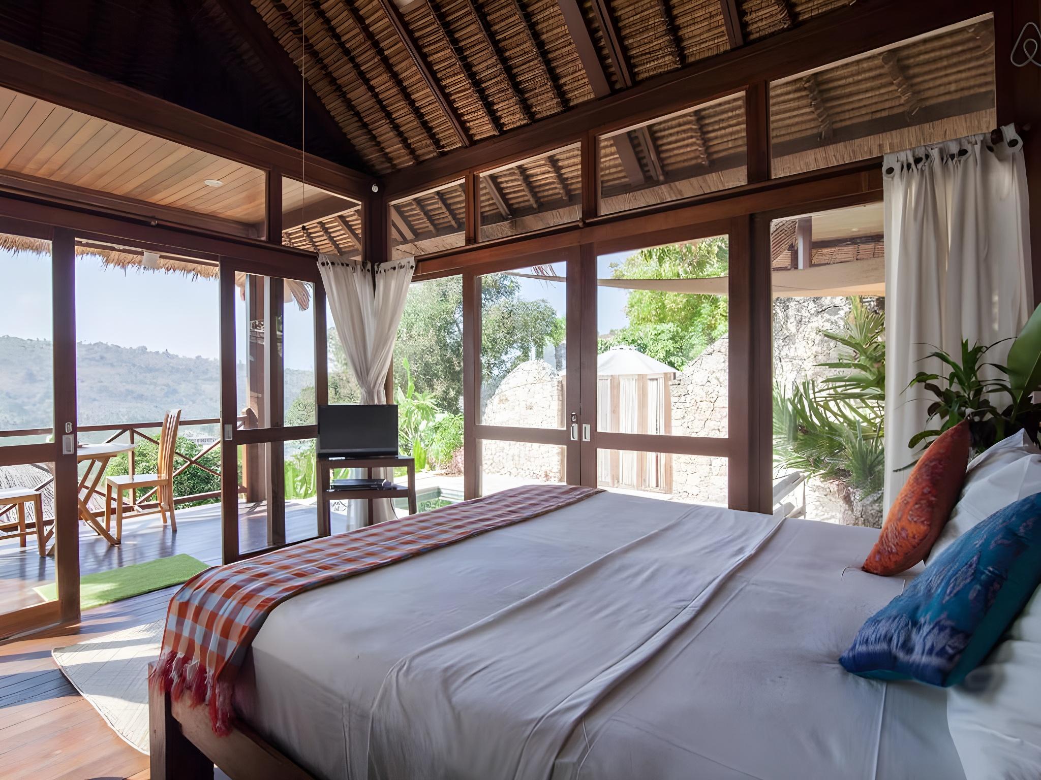 Deluxe, Bungalow, King Bed, Plunge Pool