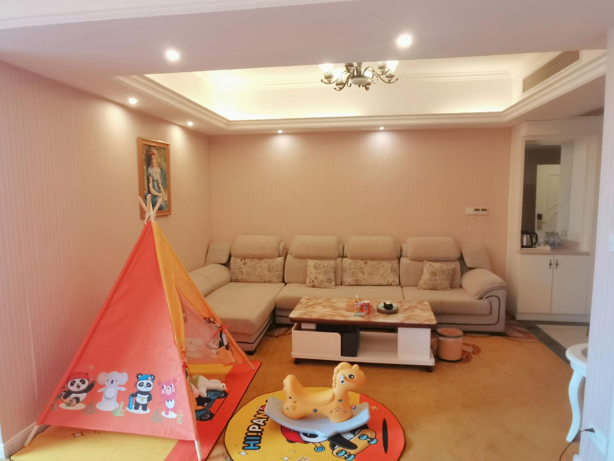Vienna Hotel (Guilin Railway Station Liangjiang Sihu) 37/45