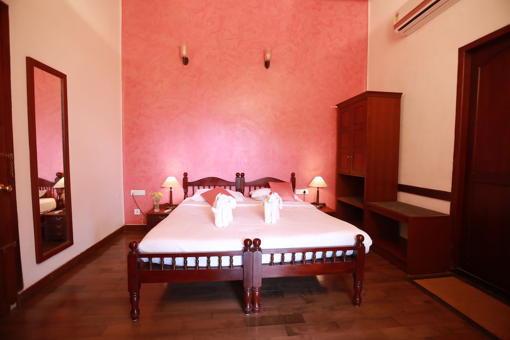 Amritara The Poovath Heritage Fort Kochi 21/50