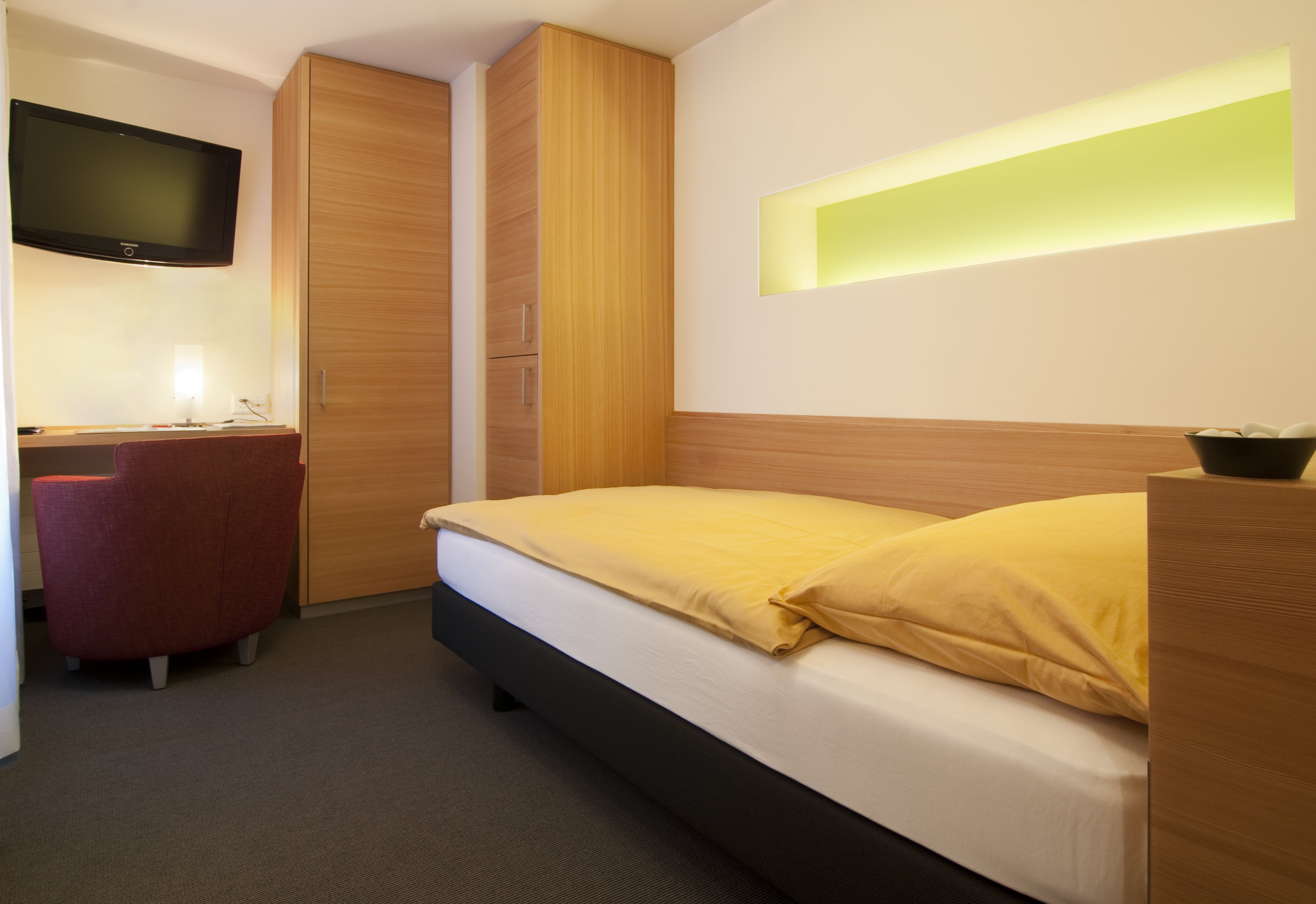 Hotel Simi 6/45
