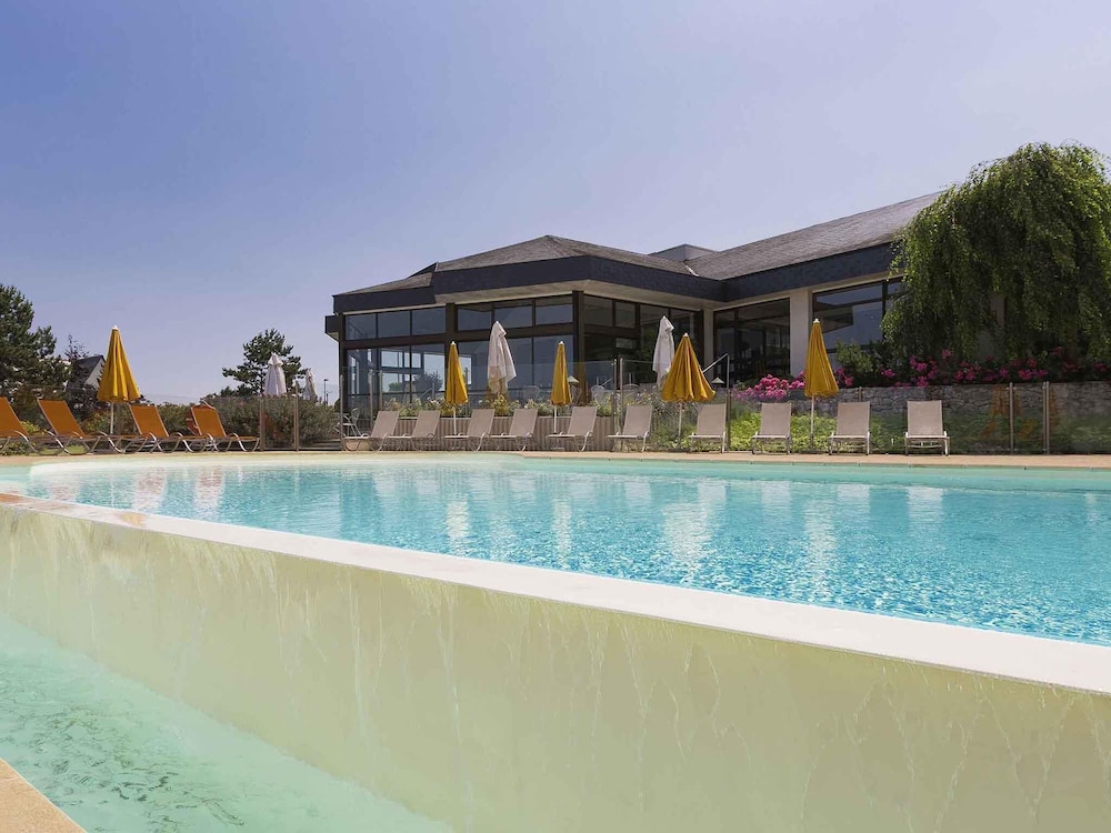 NOVOTEL AMBOISE 7/49