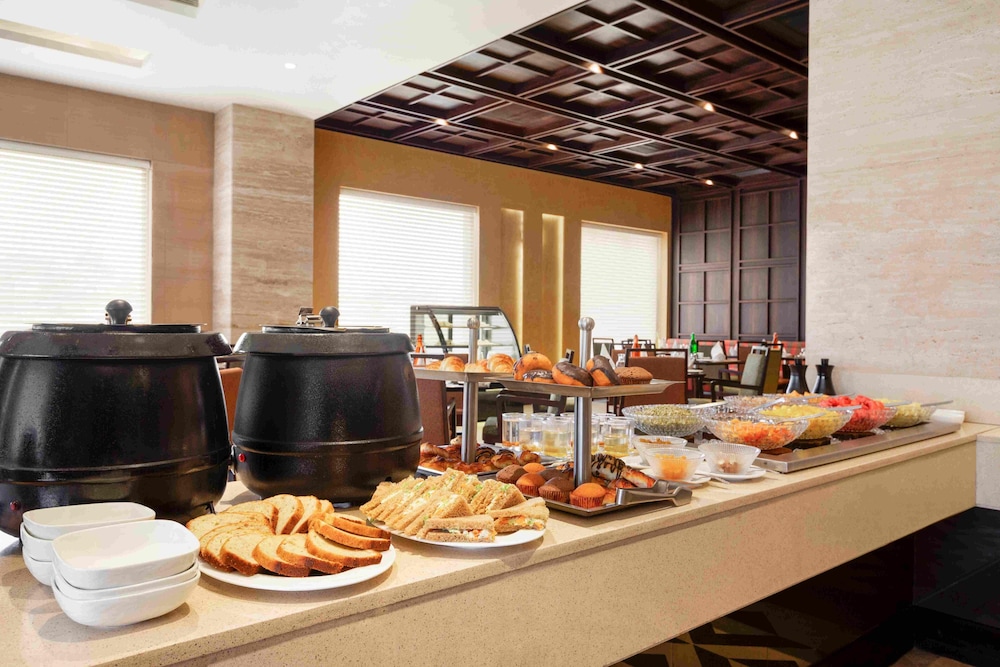 restaurant-cafeteria