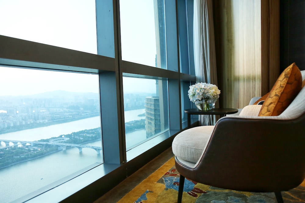 Grand Hyatt Changsha 32/72