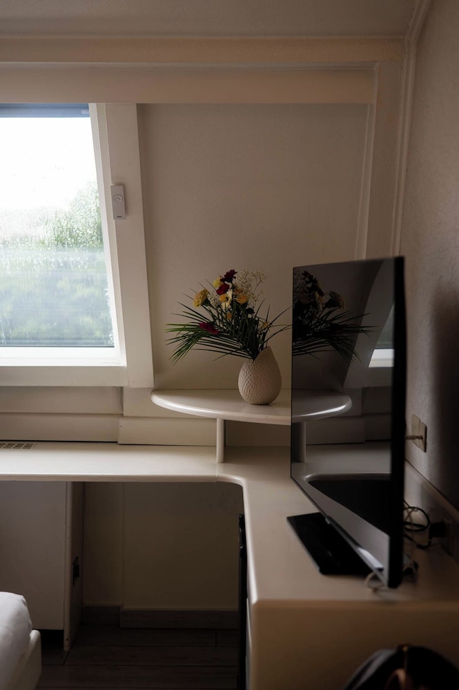 Axolute Comfort Hotel 32/50