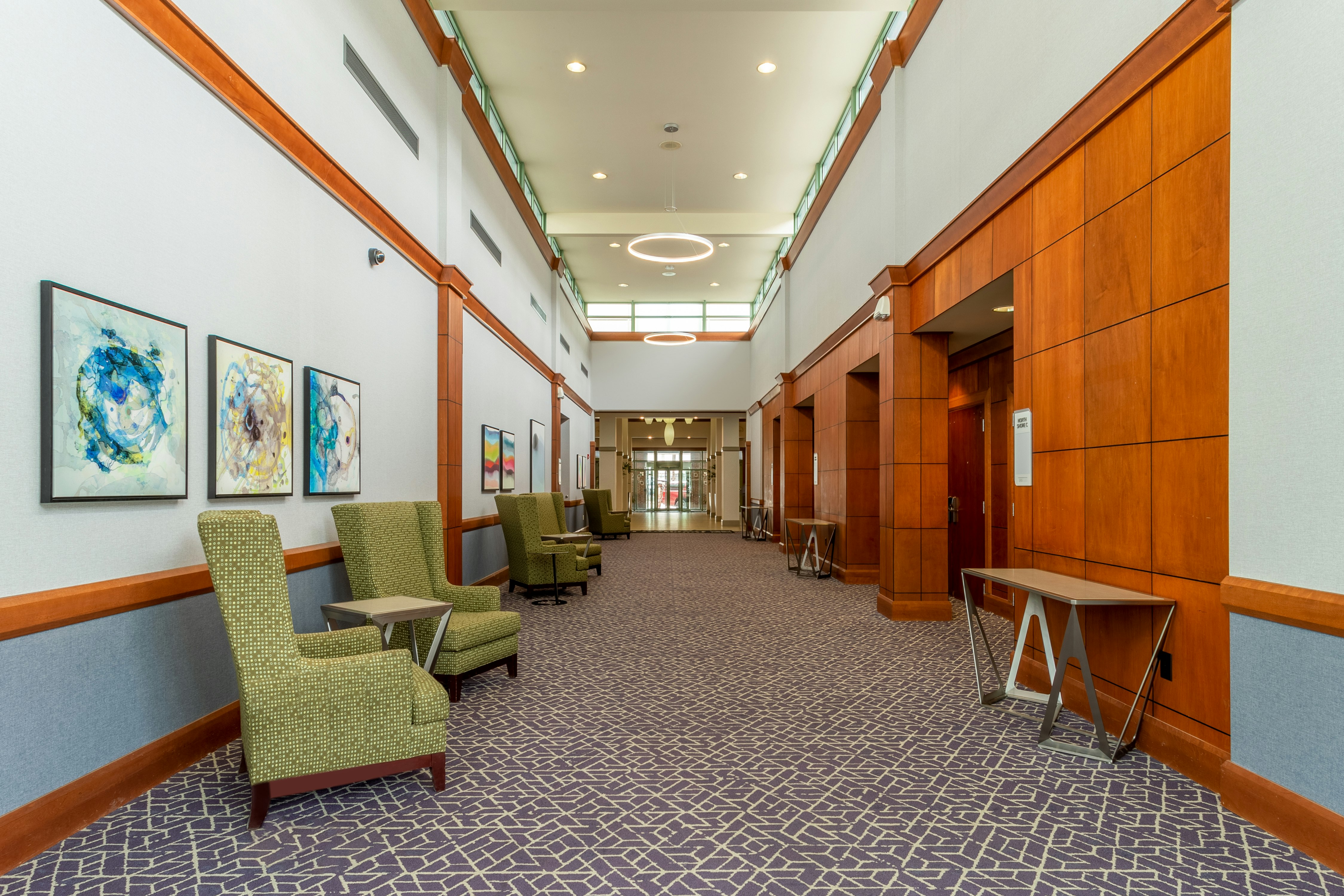 Hilton Garden Inn Chicago North Shore/Evanston 14/30