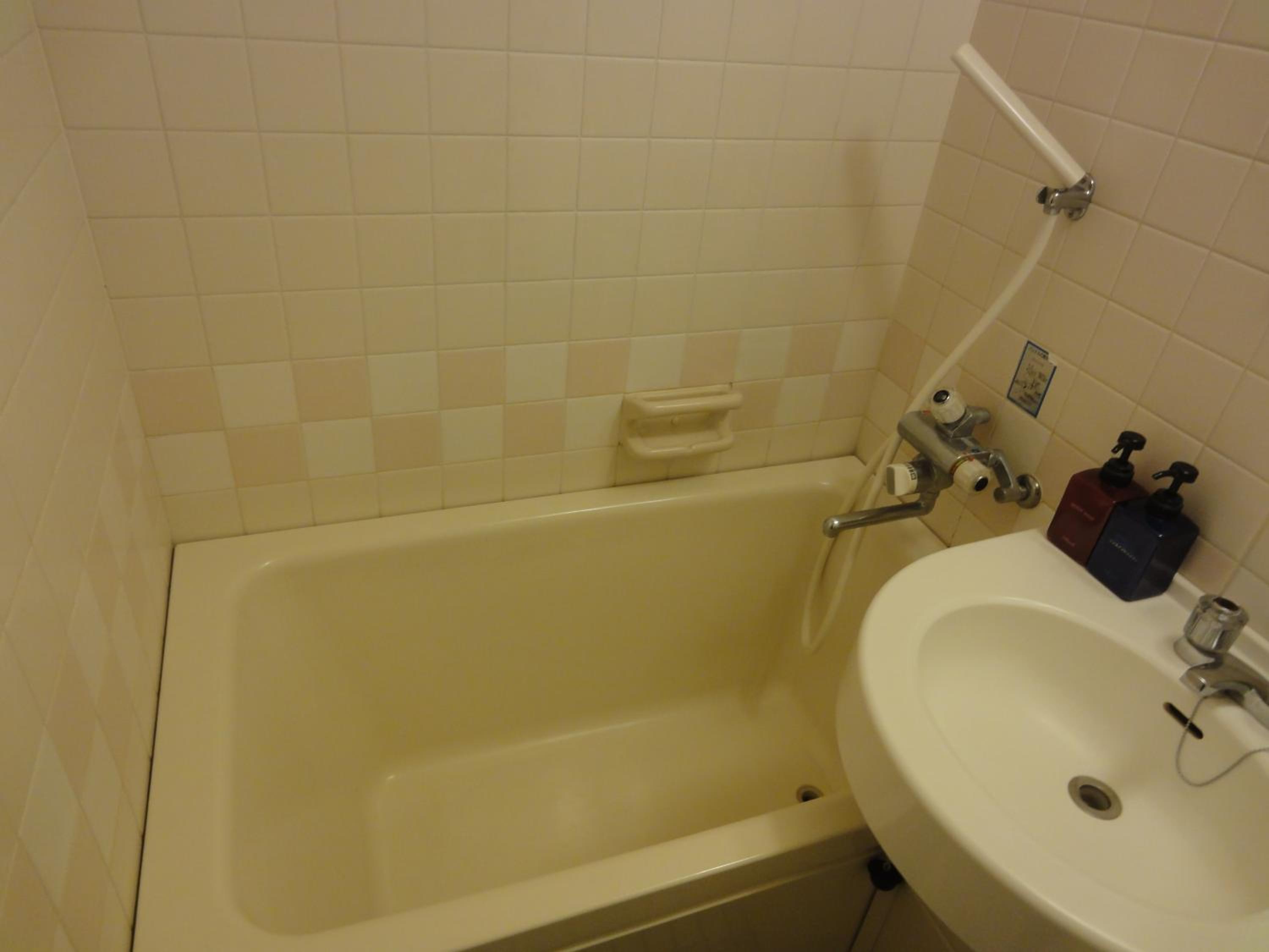 Hotel Elm Regency 47/48