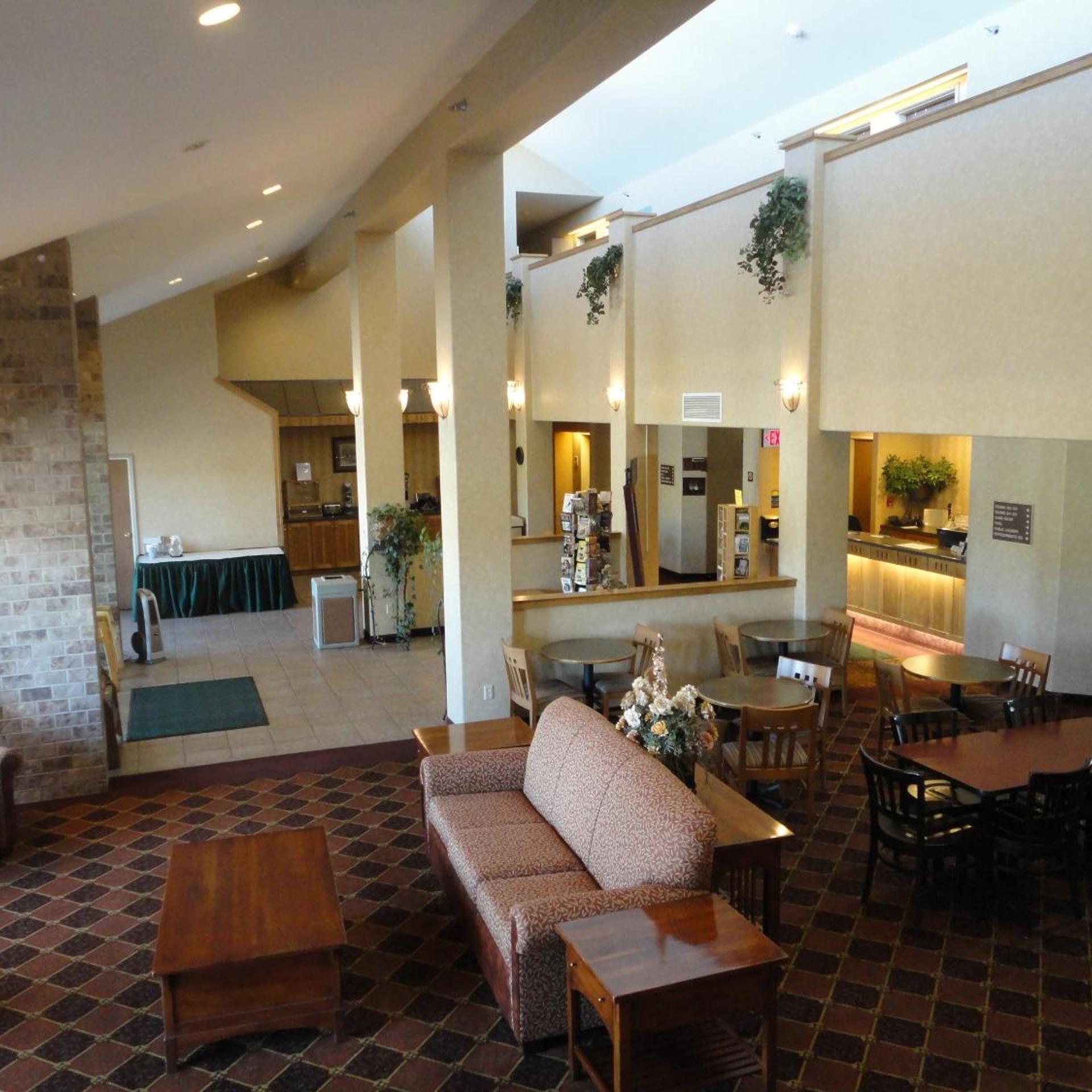 Days Inn By Wyndham Rapid City 24/39