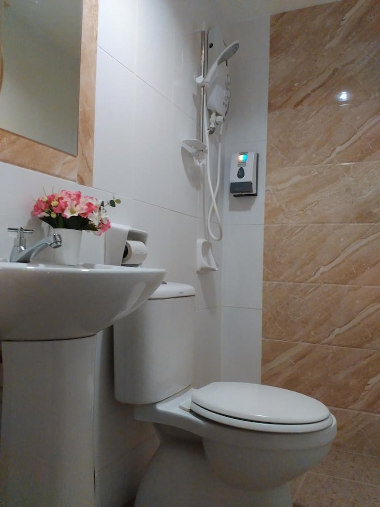 Sun Inns Hotel Puchong One 45/47