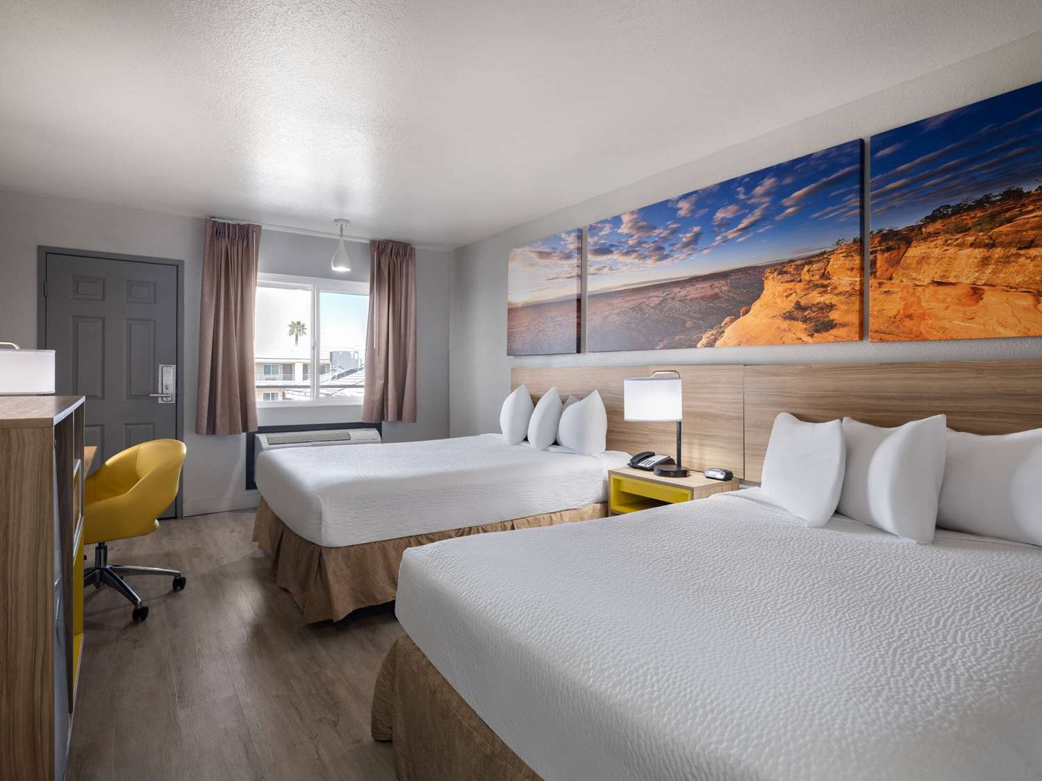 Days Inn by Wyndham Las Vegas Airport Near the Strip 7/21