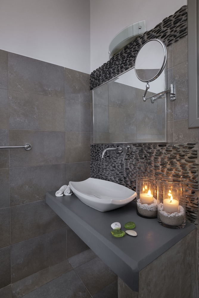 SKY, SUITE, QUEEN BED, SEA VIEW, SOFA, PRIVATE POOL