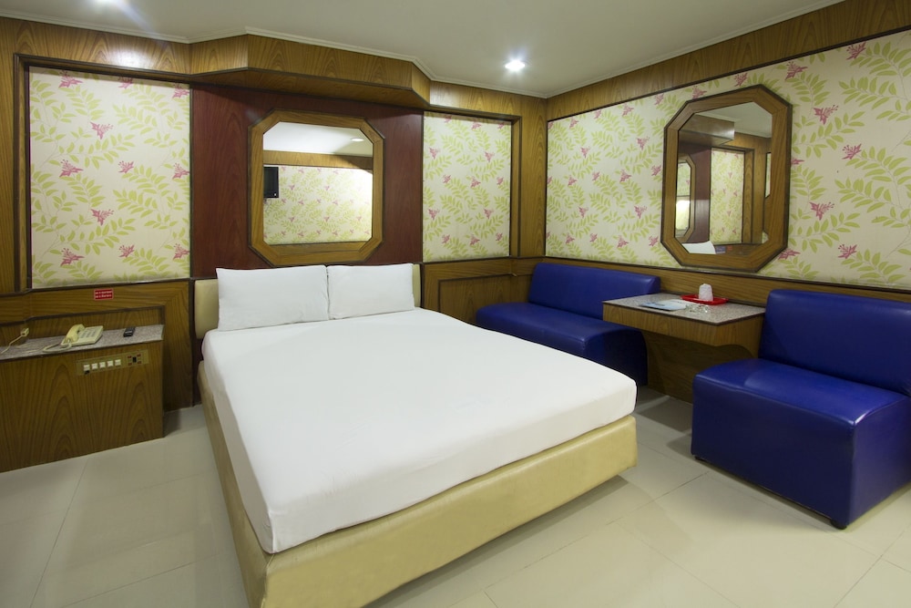 Rd Hotel 17/27