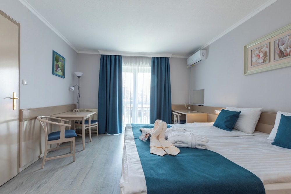 Holiday Club Heviz 17/50