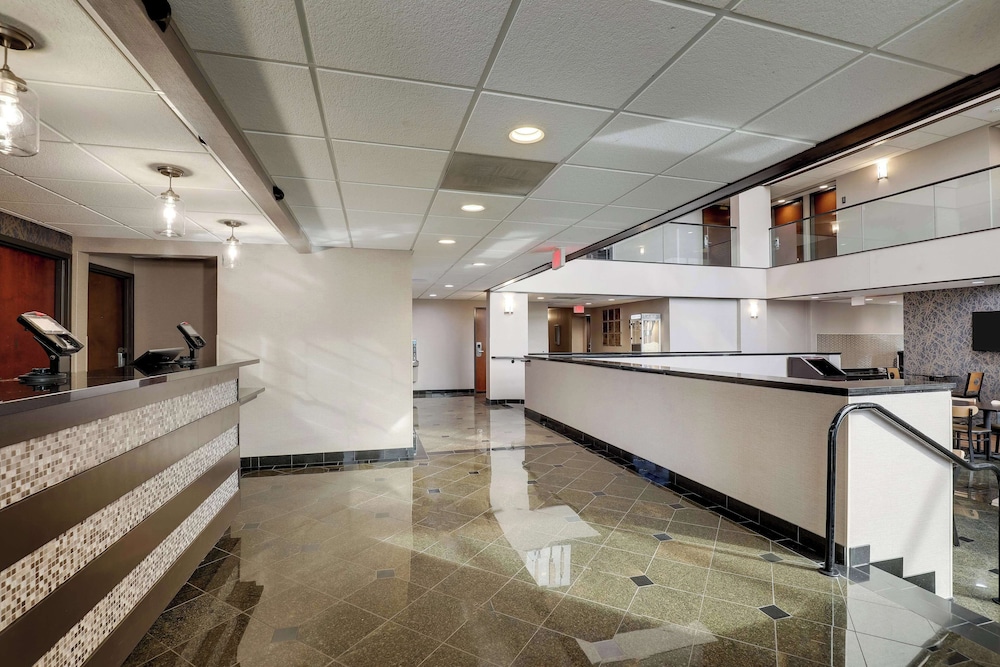 Drury Inn and Suites Springfield IL 5/50