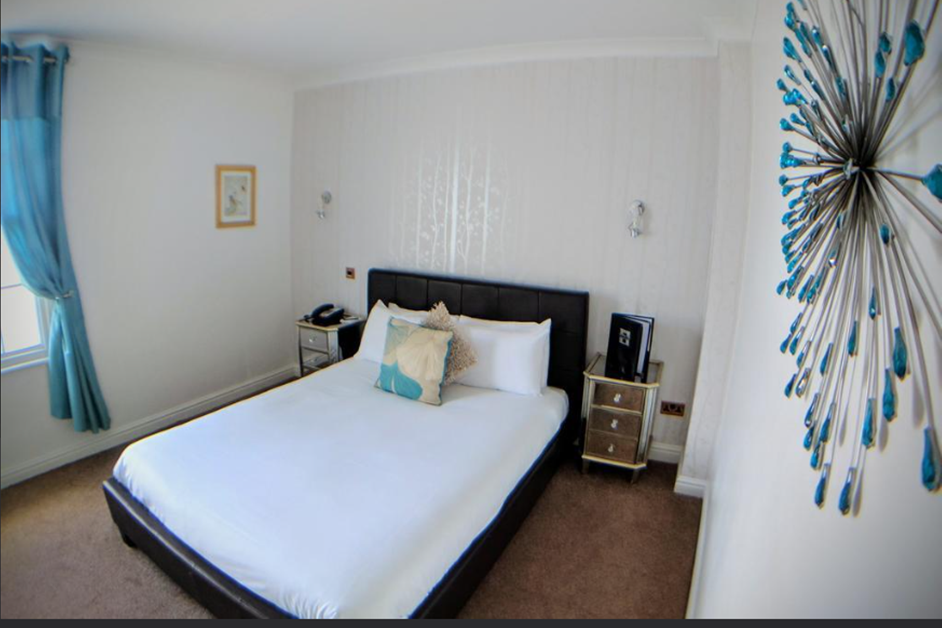 Gainsborough House Hotel 3/15