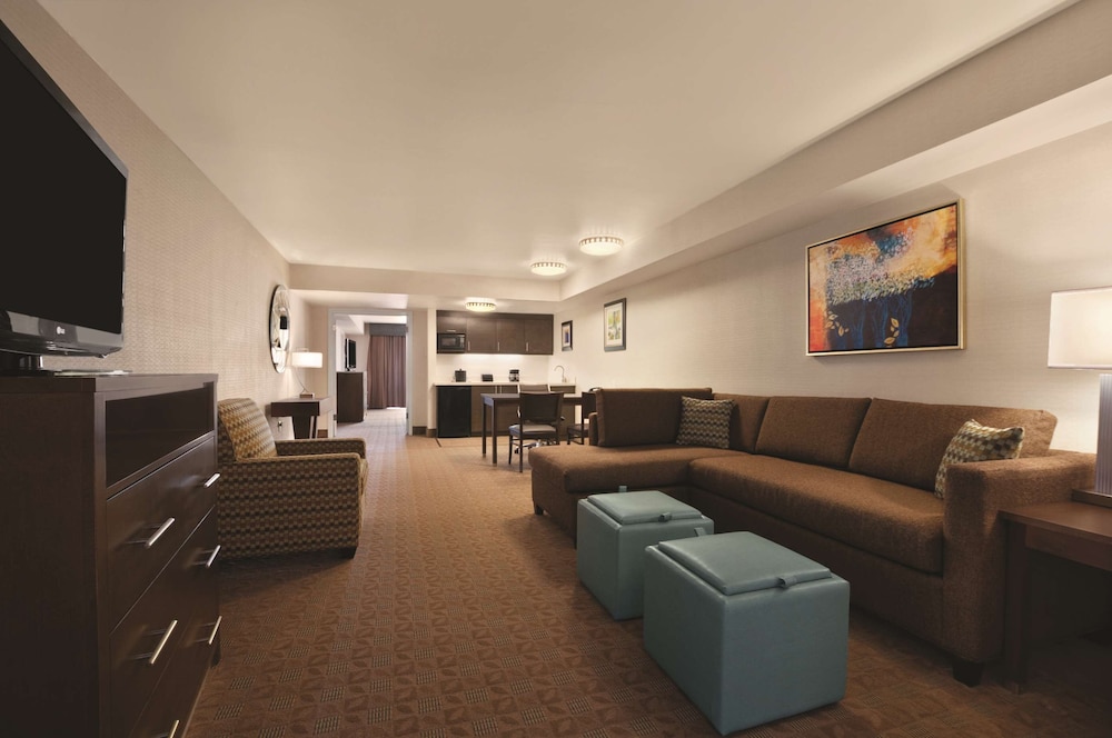 Embassy Suites - Corpus Christi 38/68