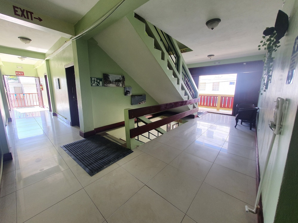 Caye Caulker Plaza Hotel 15/57