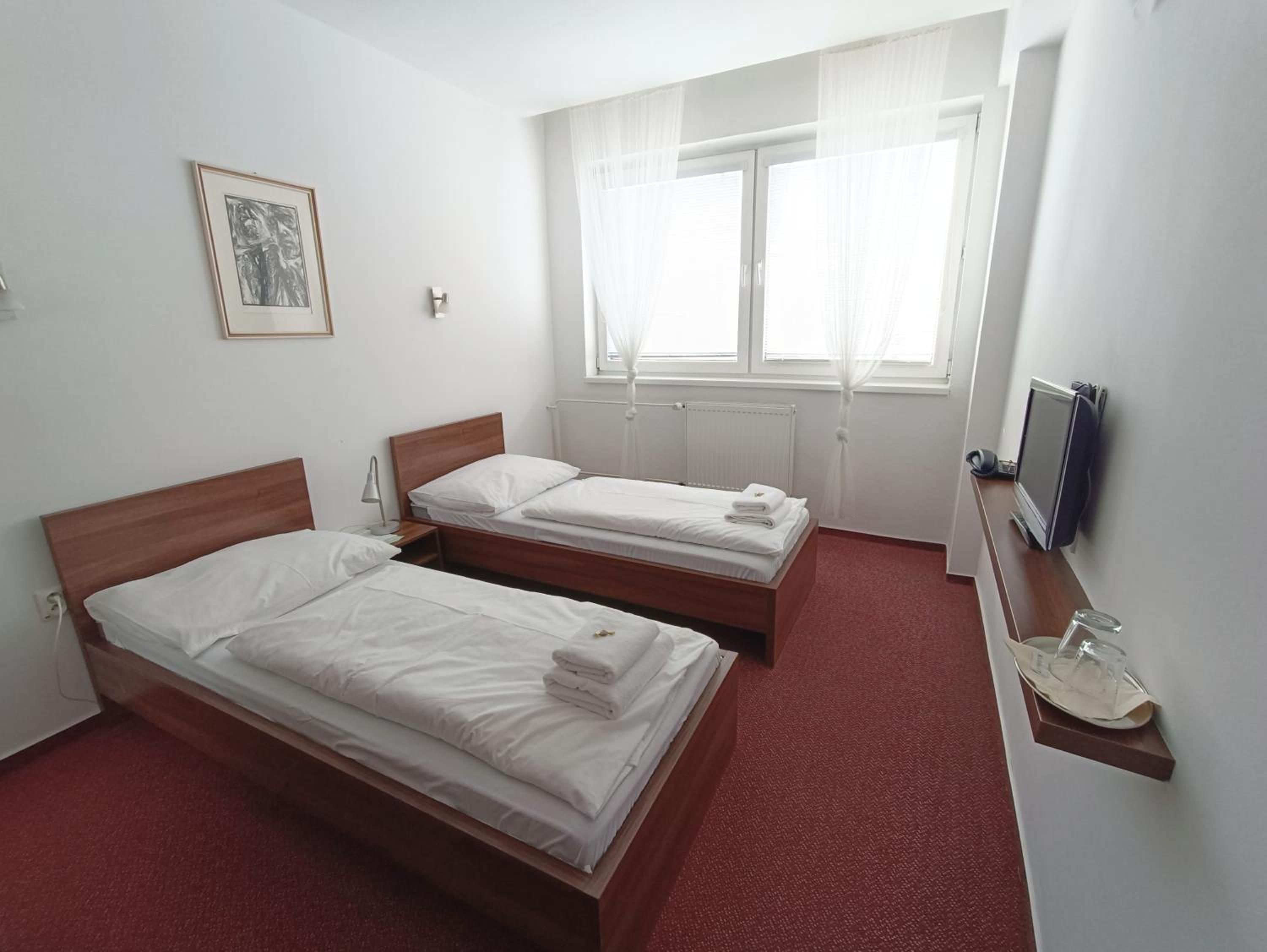 Klar Hotel 16/50