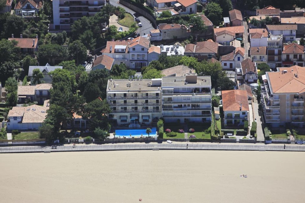 ARC HOTEL SUR MER 56/62