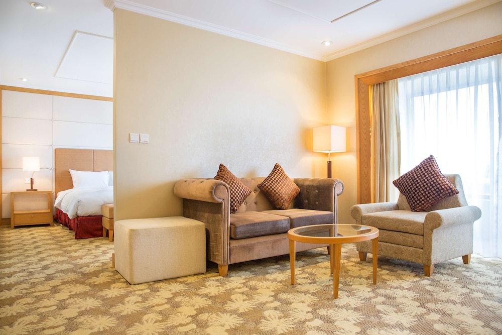 Hilton Garden Inn Hanoi 35/56