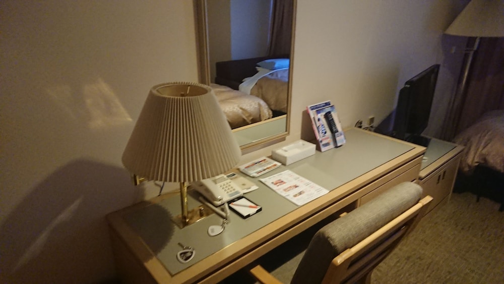 Bandai Silver Hotel 52/58