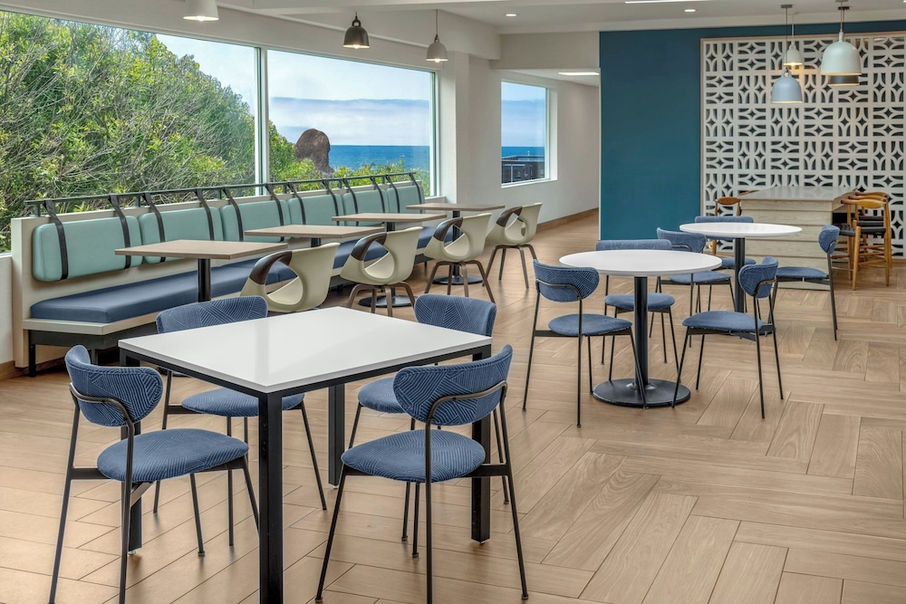 Fairfield Inn And Suites By Marriott San Francisco Pacifica Ex Holiday Inn Express Hotel Suites 34/50