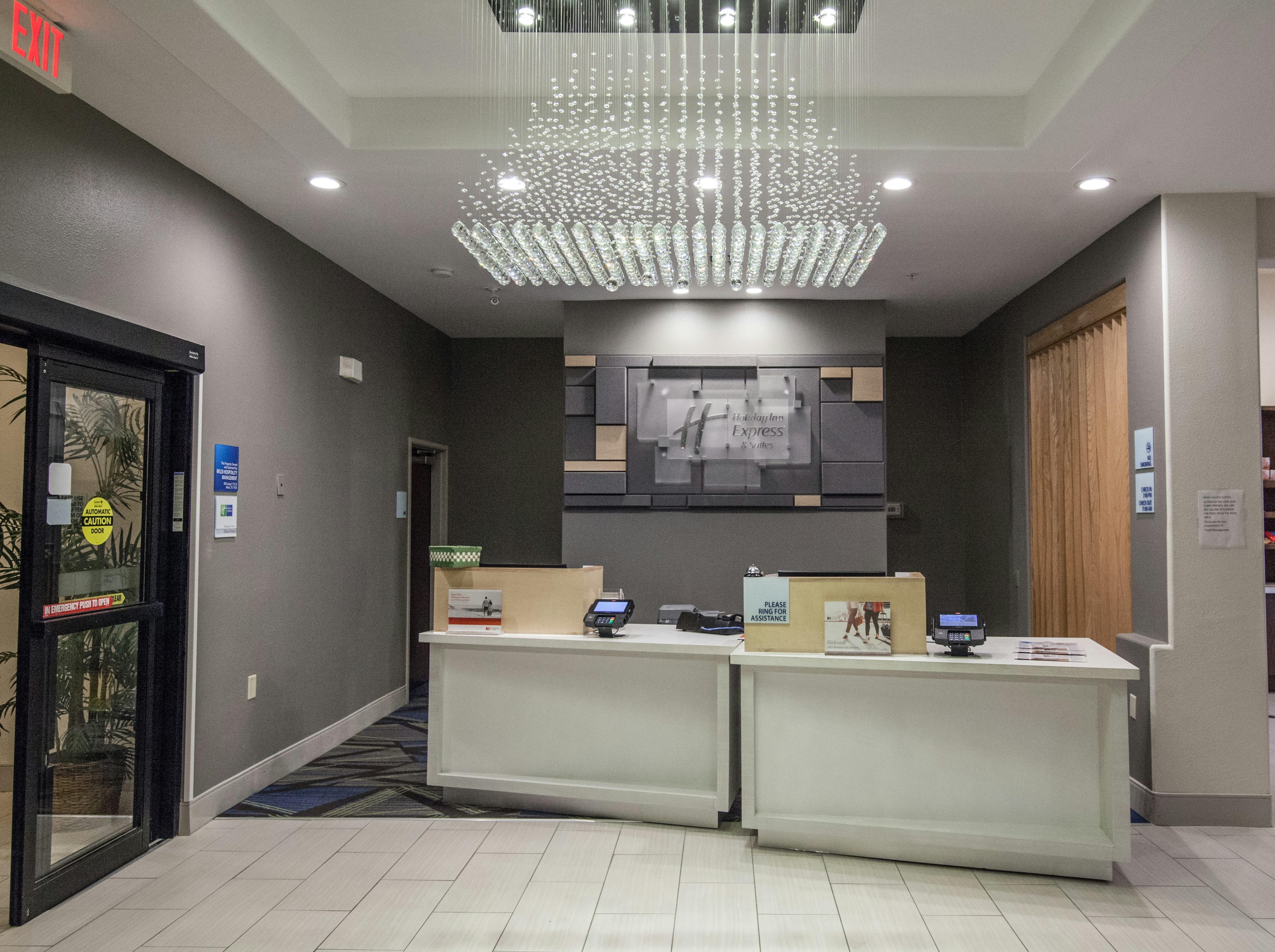 Holiday Inn Express Hotel Suites Houston Alvin 5/52