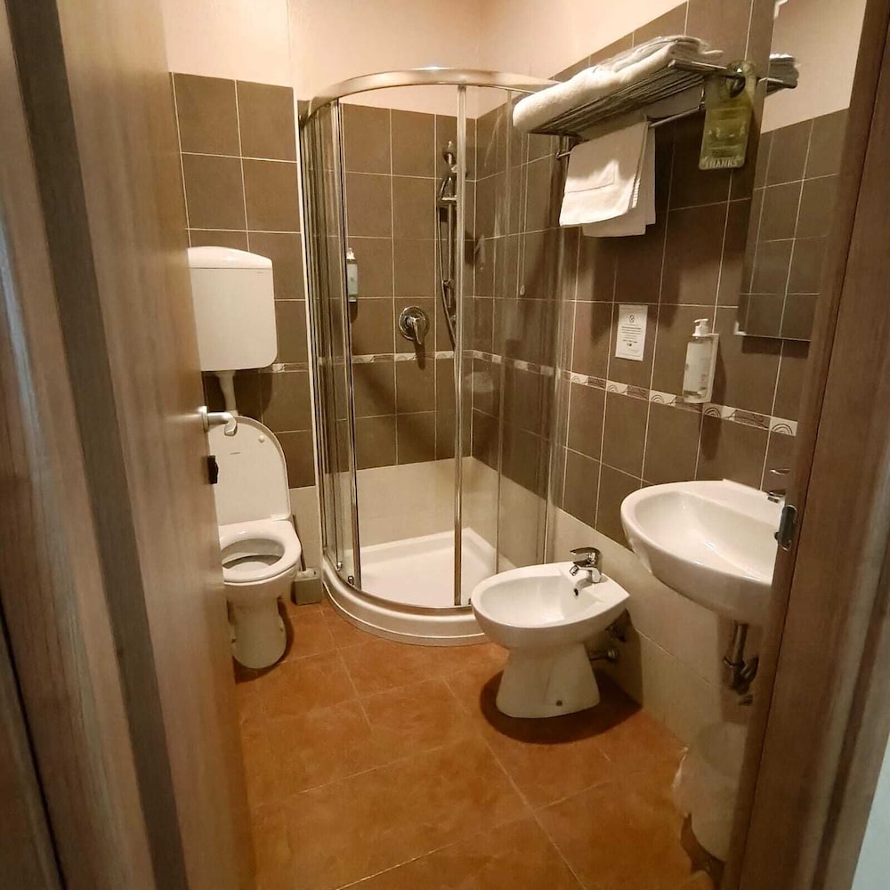 Milan Hostel 35/35