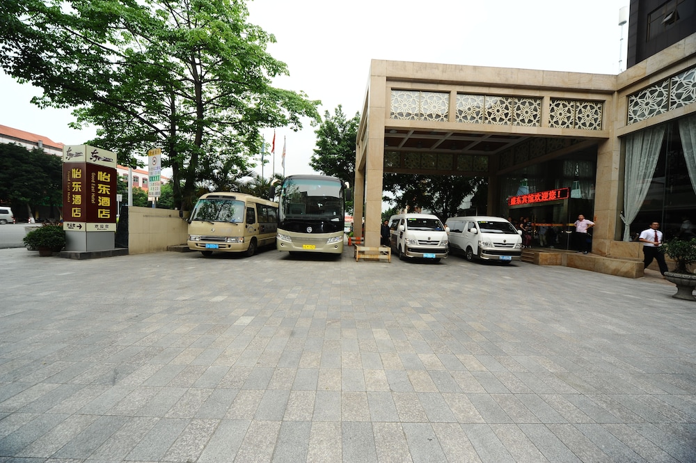 Good East Hotel 25/27