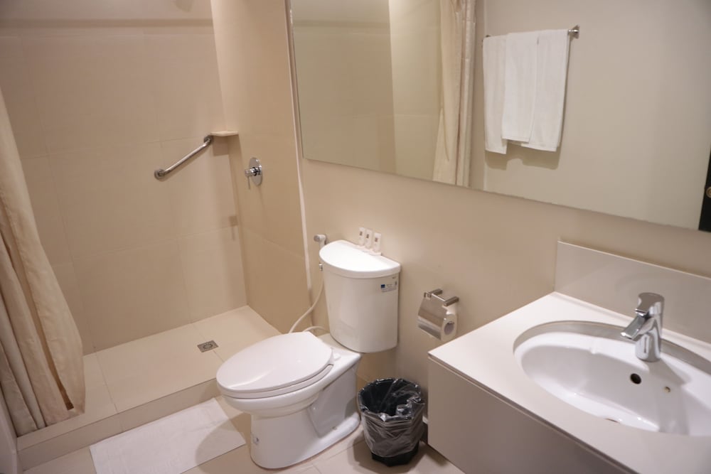 Gt Hotel Jaro 39/40