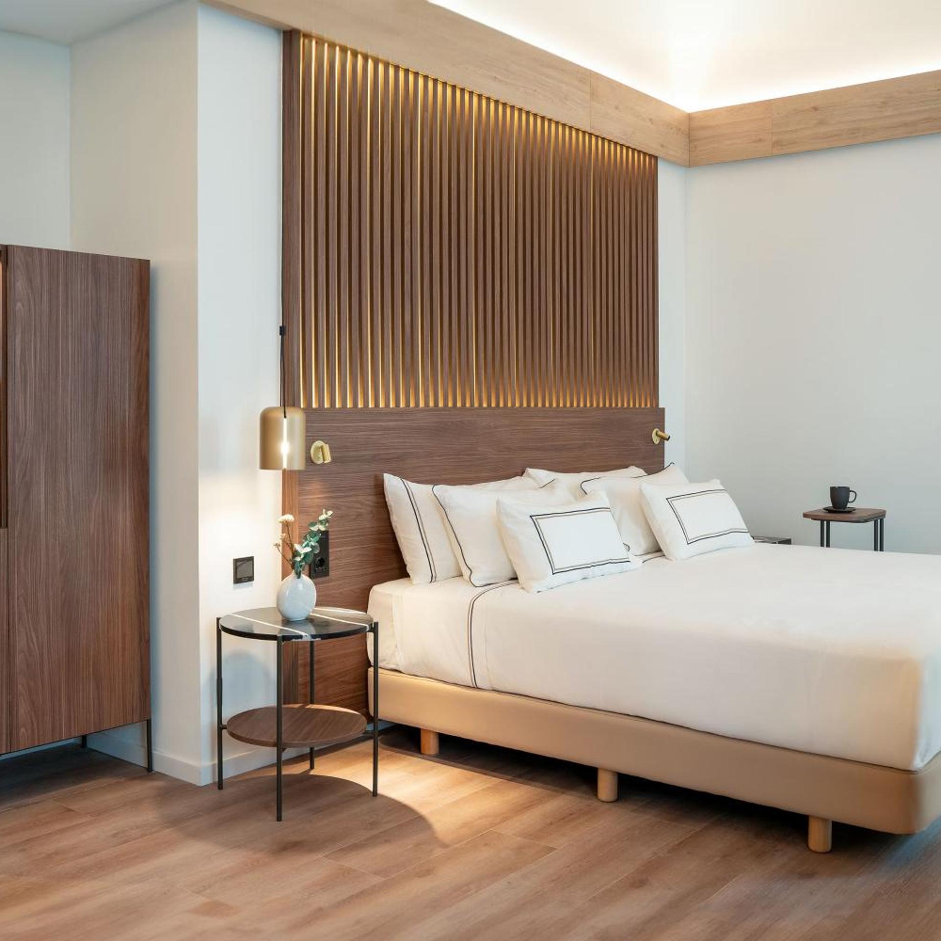 Connecting, the Level, Melia, Junior Suite