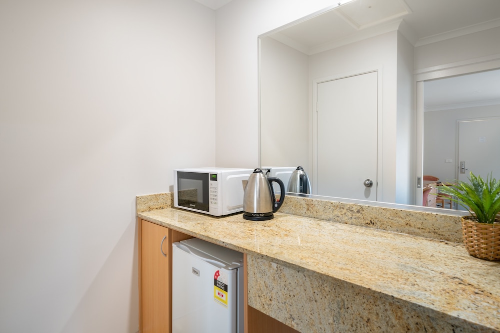Heritage Inn Bathurst 28/60