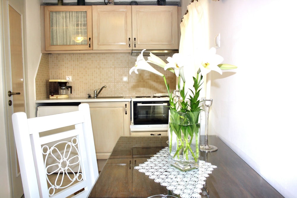 Mariakis Luxury Studios 5/42