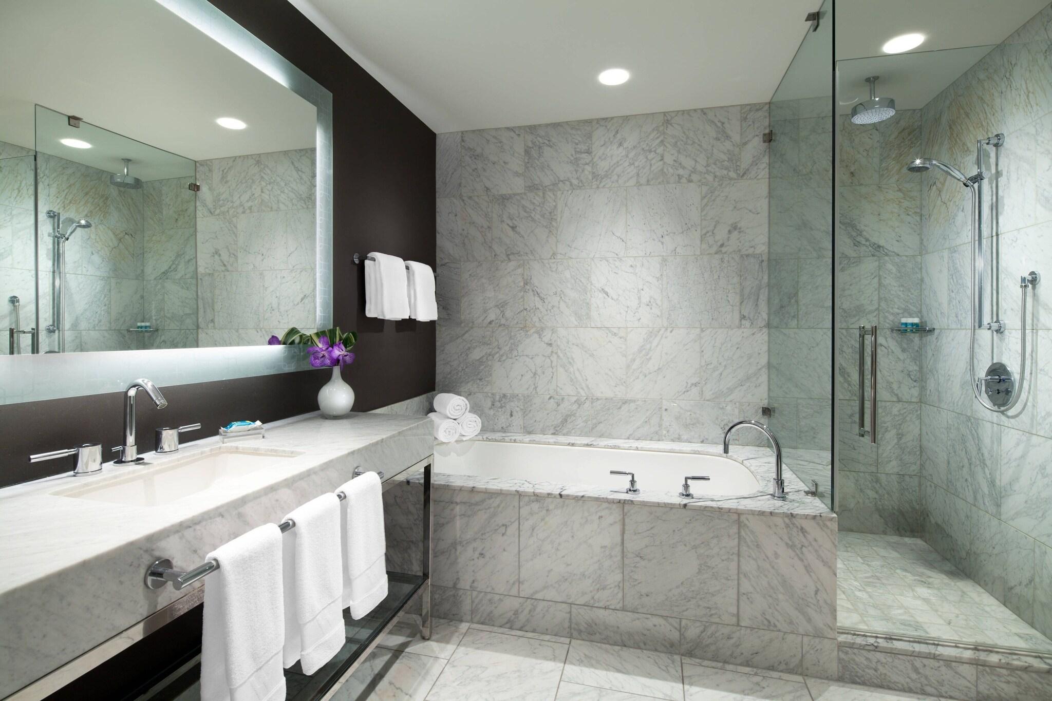 Marvelous, Suite, King Bed, City View