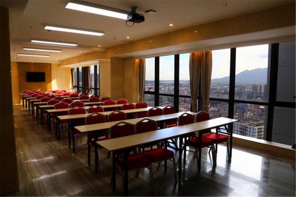Mizparton Hotel (Enping Jinsha Square) 16/23